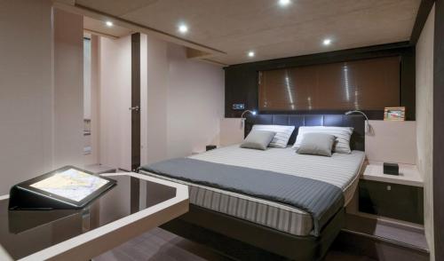 09_Cranchi_60HT_INT_11-ndg6hqyzjiicgspfn4ejrsi8ejsgb3zjx9yg8etqy0