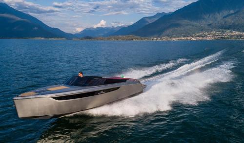 5-e26classic_grey_red_20180905_drone-0251-nwg05jrd72iae7re0x7k8rw34ac621oid7yar66754