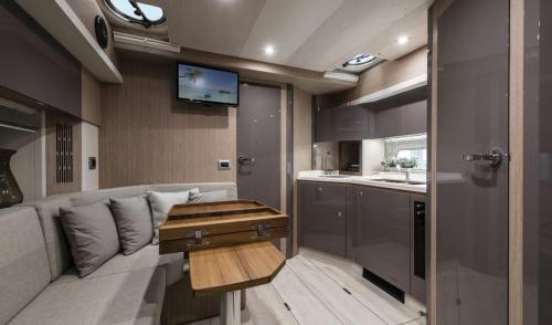 cranchi_z35-2627-Modifica-nh4d6u7yvz7qzwvuinby4136x5dgom2wyciesd76w8